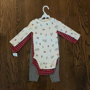 Penguin Carter’s Set 18 months